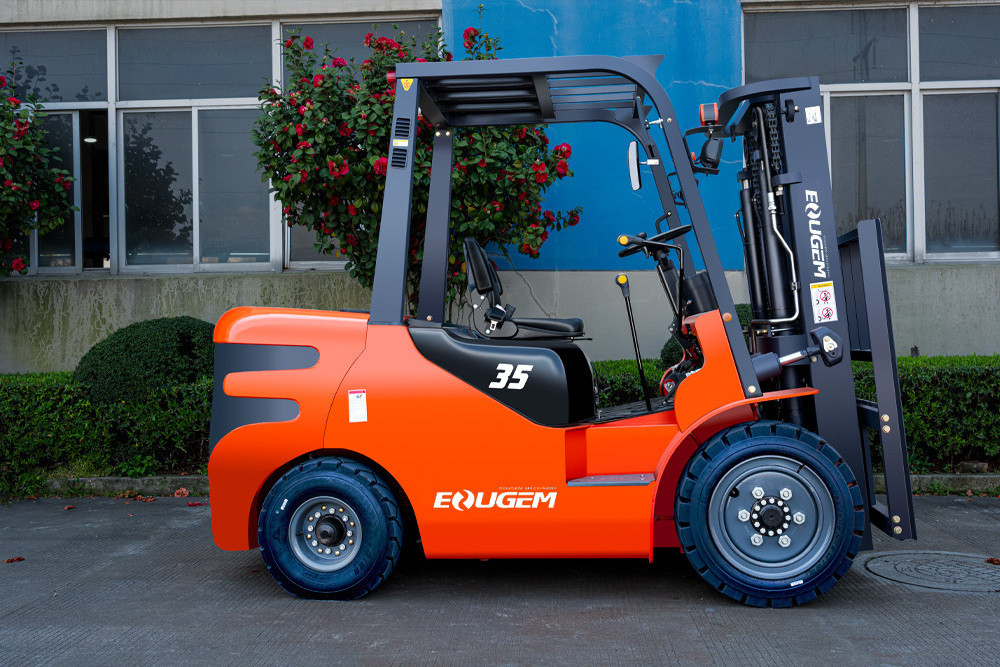 Nissan k21 k25 engine 2.5 Ton Hydraulic Pilot Control Propane Forklift 3 Ton lpg gasoline forklift for Sale