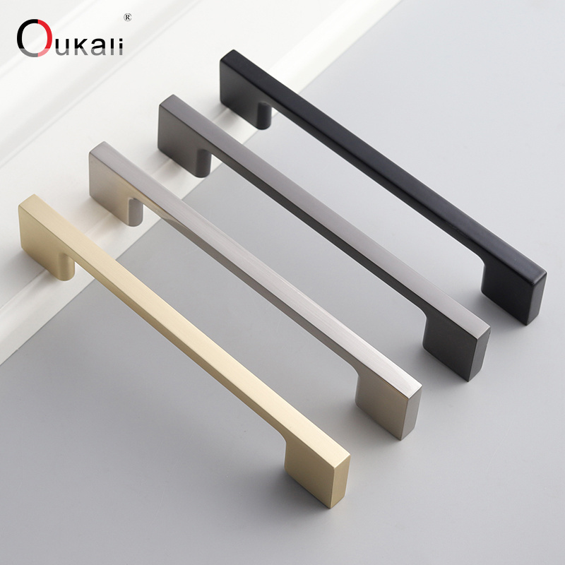 Oukali Customized Zinc Alloy Brushed Brass Matt Black Modern Kitchen Cabinet Pulls Wardrobe Drawer Dresser Handle