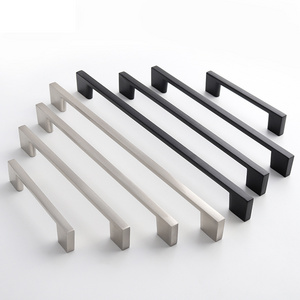 Oukali Hot Sale New Modern  Aluminum Matt Black Wardrobe Dresser Furniture Hardware Handles Bedroom Cabinet Pulls Handle