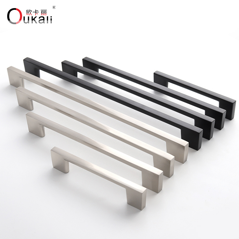 Oukali Hot Sale New Modern  Aluminum Matt Black Wardrobe Dresser Furniture Hardware Handles Bedroom Cabinet Pulls Handle