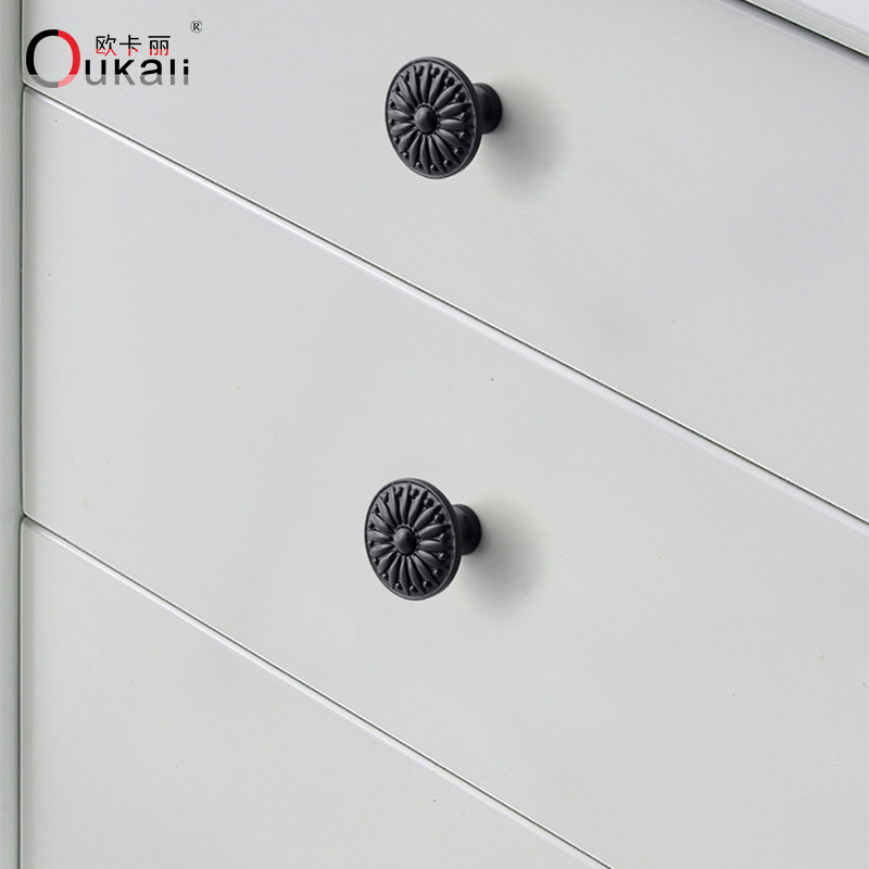 Zamak Bsn Black Color Cabinet Pulls Handle Door Knobs Cabinet Kitchen Drawer Knobs Manufacturers