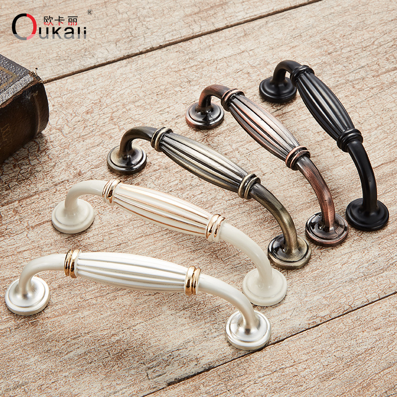 Oukali New Chinese Ivory White Matt Black Antique Kitchen Cabinets Furniture Wardrobe Pull Handle Metal Knobs Cabinet Pulls