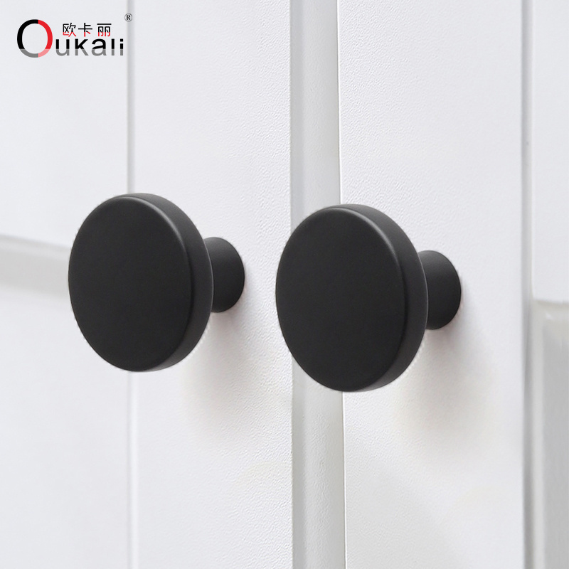 Oukali Hot selling Plate Black Brushed Brass Zinc alloy Kitchen Cabinet Bedroom drawer handles and knobs