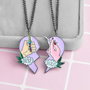 New 2pcs/Set Best Buds Lighter And Cigarettes Broken Heart Shape Pendant Necklace Splice Best Friends Forever Couple Necklace