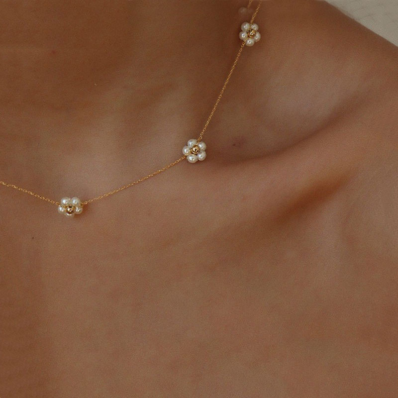 Korean Fashion 18K Gold Plated Bead Daisy Flower Pearl Necklaces For Women Girls Dainty White Pearl Choker Necklace