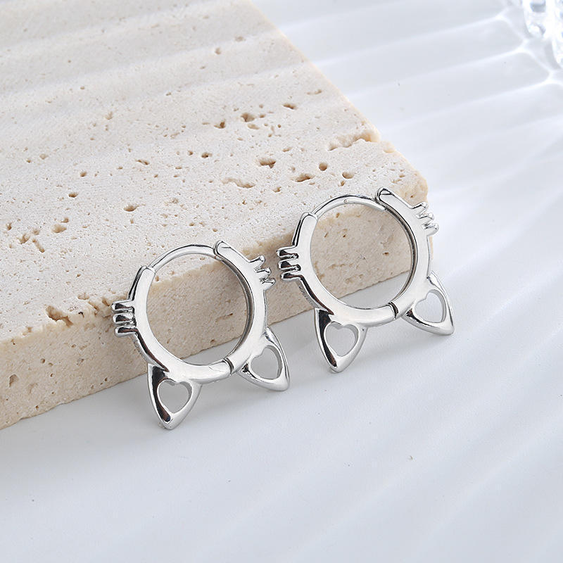 Fashion Animal Jewelry Stud Ear Buckle Ladies Female Aesthetics Accessories Lovely Pet Cat Hoop Earring boucle d'oreille