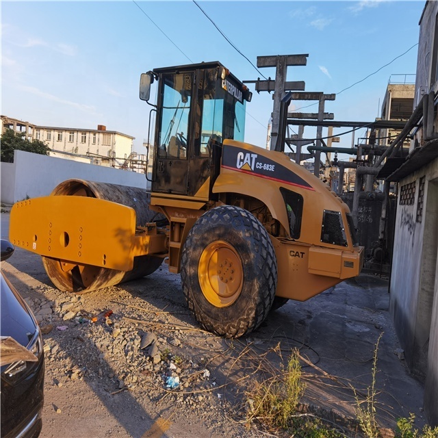 used road roller cat CS583 Used Caterpillar Vibration roller CS683 CS583 single drum cat ROAD ROLLER Compactor for sale