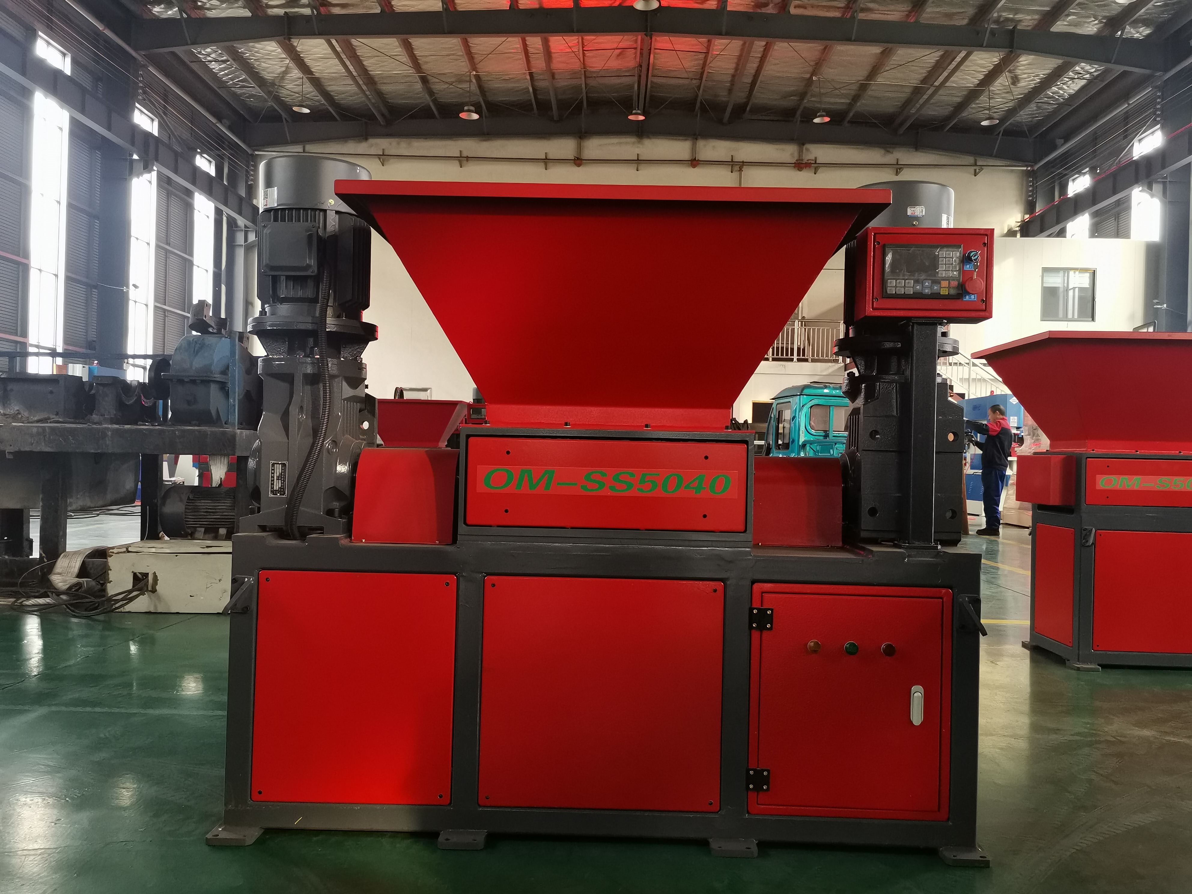 Good quality  factory directly outlet  model 500 shredder machine for  plastic and iron scrap