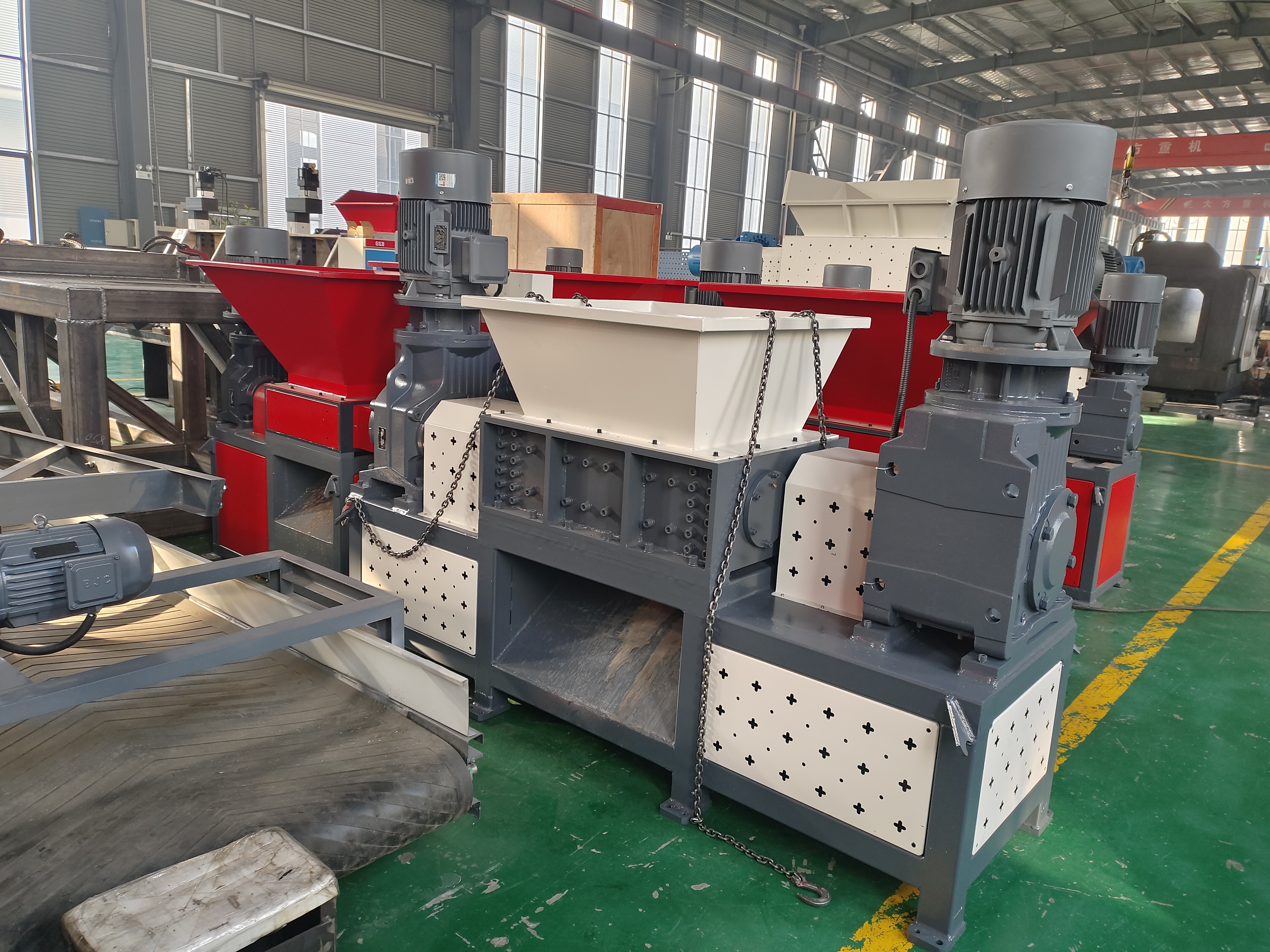 Factory Direct Industrial Scrap Cardboard Metal Plastic Mini Small Double Shaft Shredder Machine For Recycling Wastes