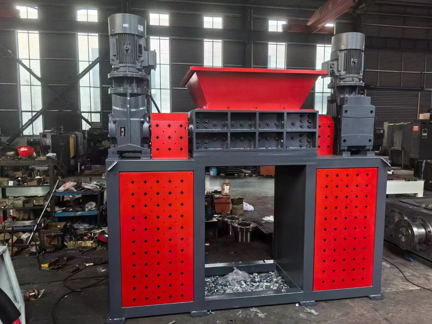 Good quality  factory directly outlet  model 800 shredder machine for  plastic and iron scrap