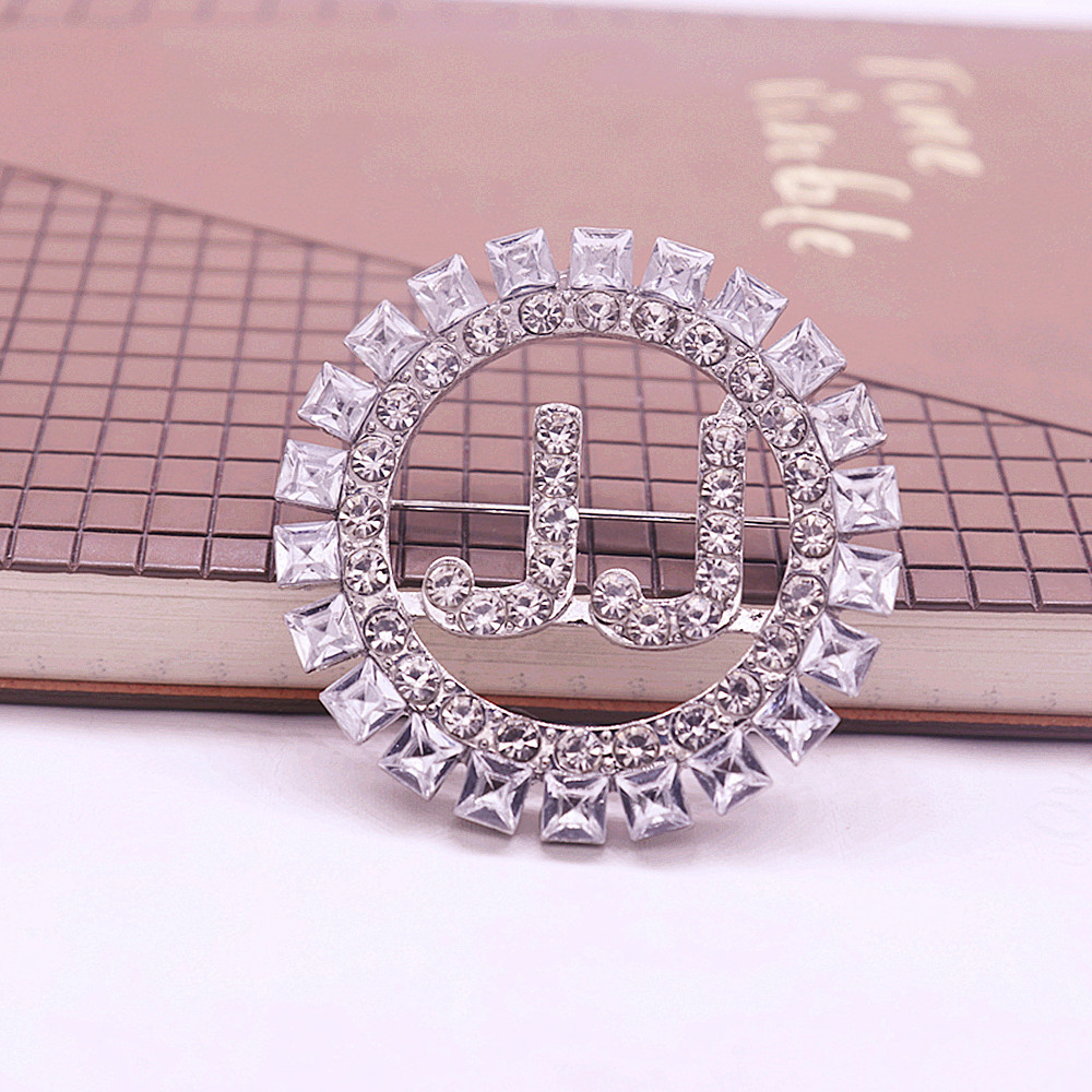 Exquisite Chic Design Jack And Jill Of America Symbol High Quality Baguette Diamond Inlaid Dainty JJ Letter Hollow Brooch