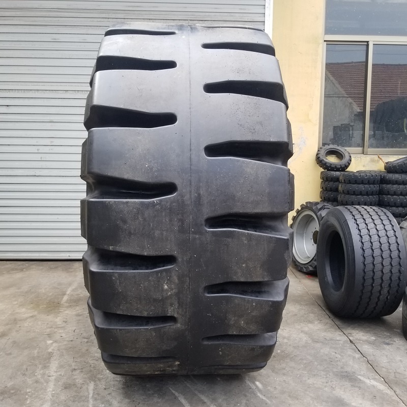 OTR TYRE 35/65-33RADIAL STEEL  DUMP TRUCK TYRE