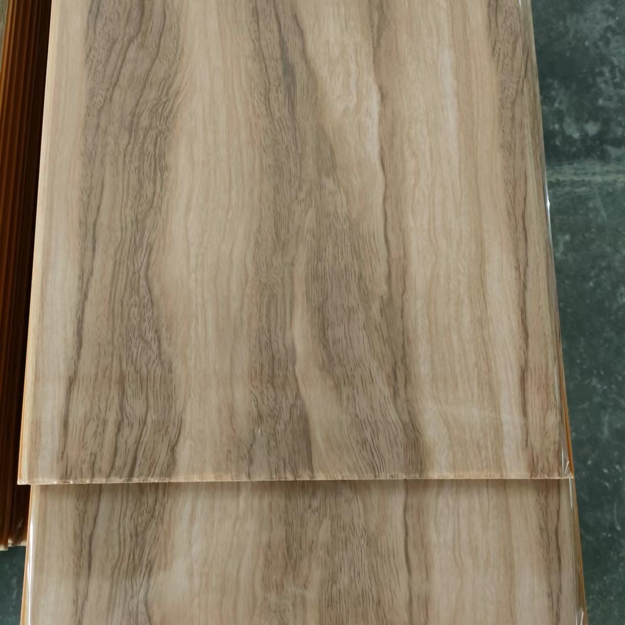 wood grain light and smooth surface ceiling panels tiles