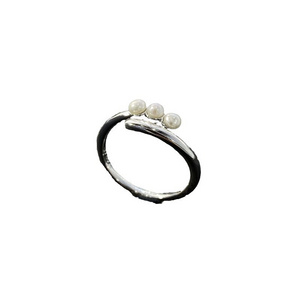 Hot Selling Silver 925 Sterling Mother Freshwater Pearl Jewelry Plated Women Pearl Three Stone Rings