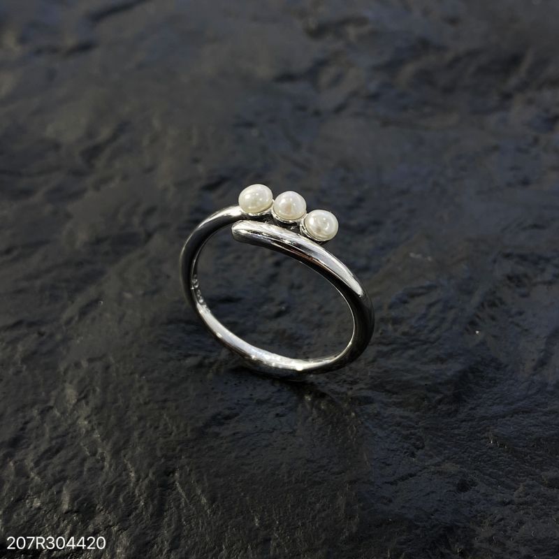 Hot Selling Silver 925 Sterling Mother Freshwater Pearl Jewelry Plated Women Pearl Three Stone Rings