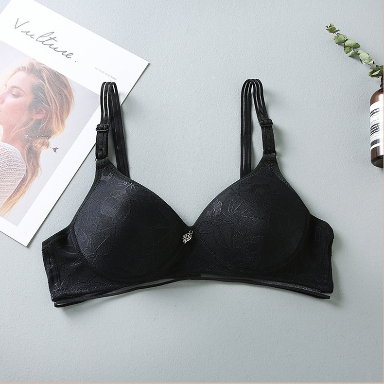 High Quality Triangle Cup double push up bra south america sexy women d cup bra size 42a Wirefree Women Bra For Daily Wear