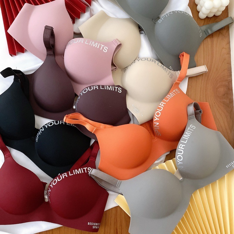 high quality Online Seamless Big Size 34 Push Up Wireless girl sexy cup less bra Thin Wire Free Back Closure Bra plus size