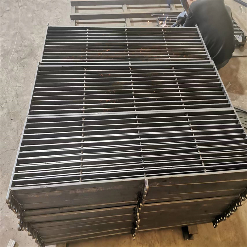 Hot Dipped Galvanized Steel Grating Metal Steel Grating Floor Customized Factory Price