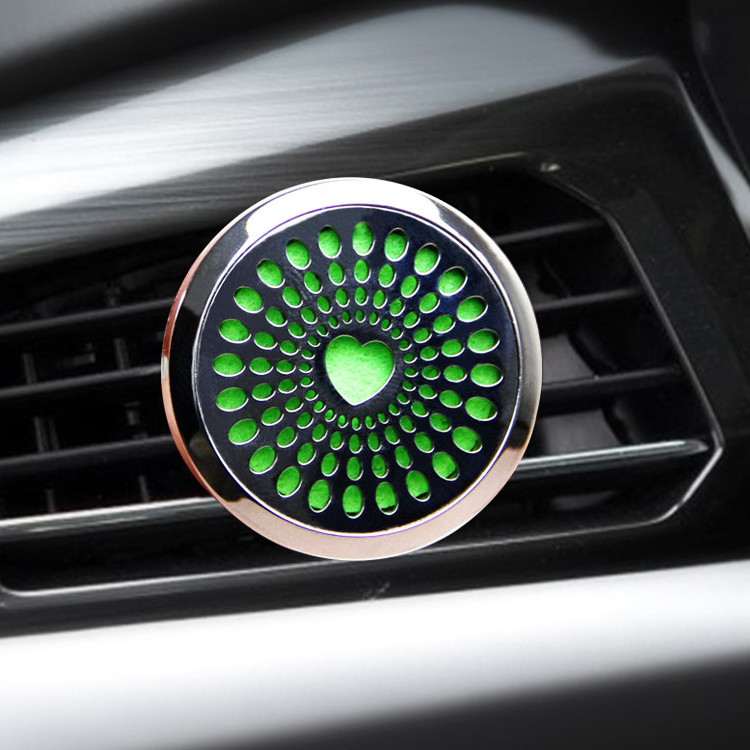 Outstanding Best Sale 316L Stainless Steel Car Vent Diffuser Tree of Life Essential Oil Diffuser Car with Refill Pads