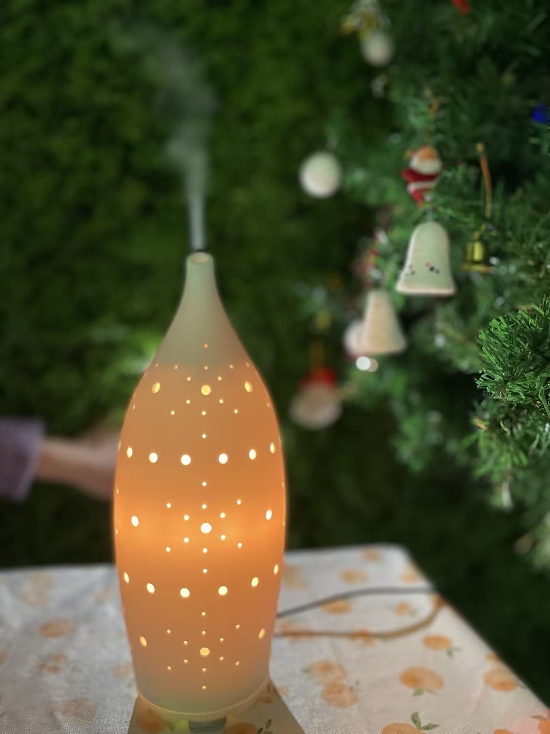 Ouwave winter  ceramic scenting  diffuser waterless with 7 LED colors Stone Diffuser