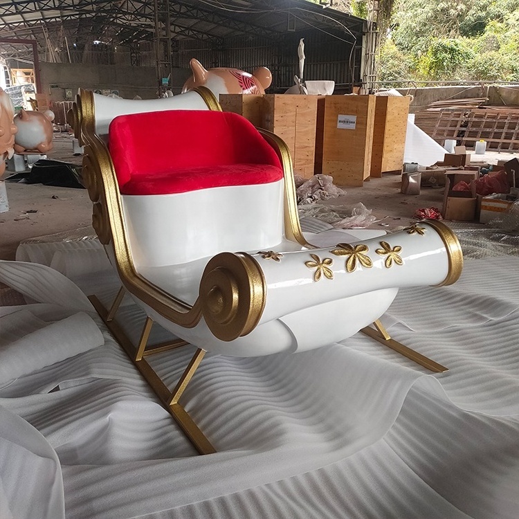 Life-Size Elegant White Santa Sleigh Made of Plastic for Indoor and Outdoor Use for Christmas Santa Claus Picture Taking