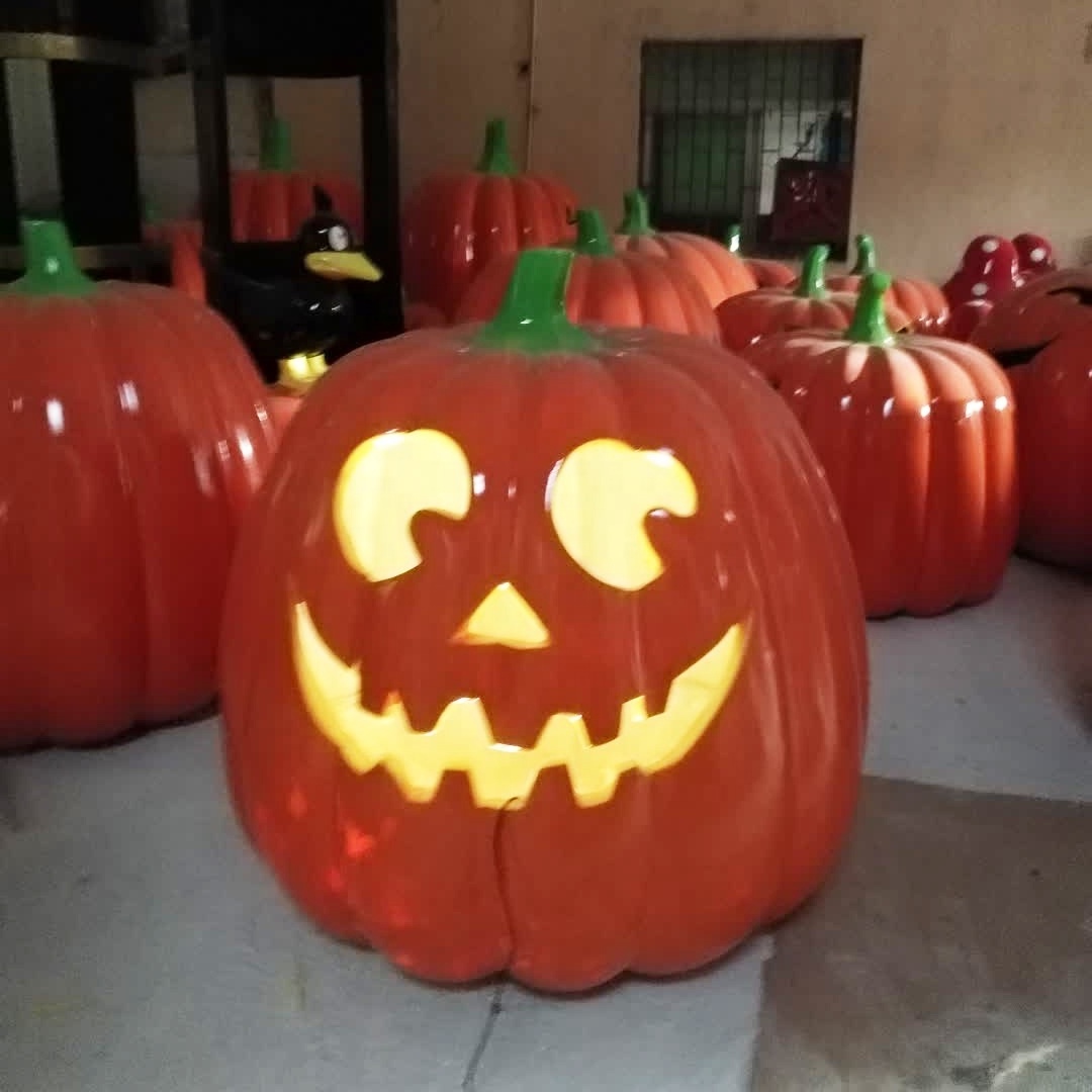 Giant Fiberglass Pumpkin Decor for Amusement Parks Large Fiberglass Resin Halloween Pumpkin Outdoor Use