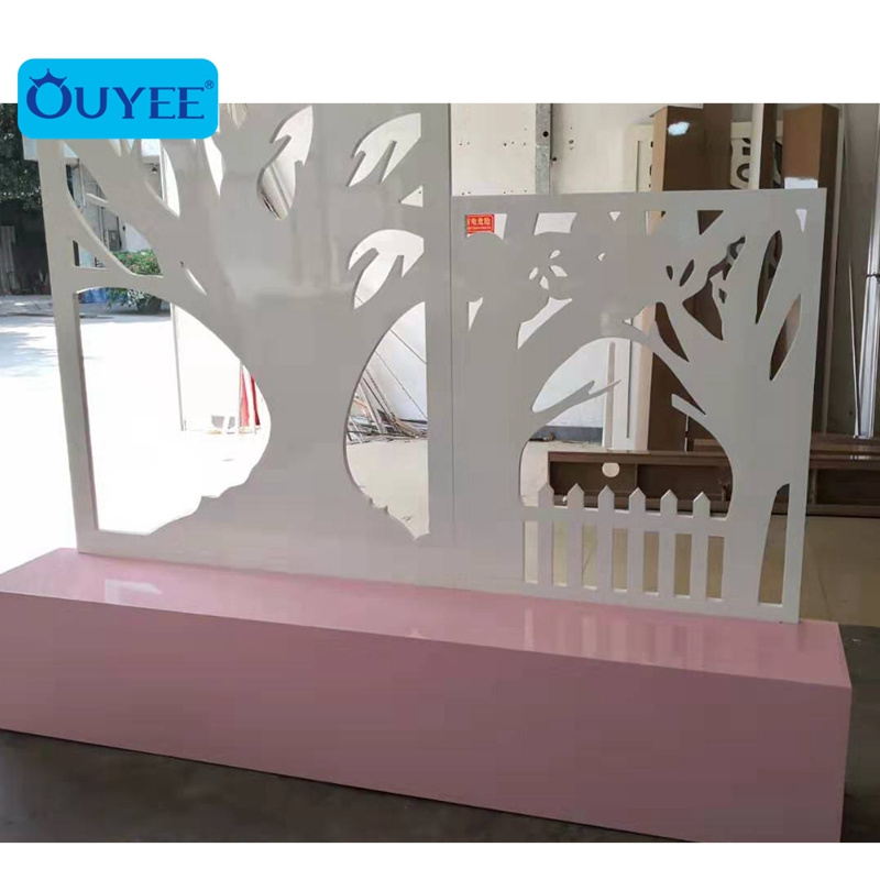 Wooden Baby Clothes Display Stand Kids Clothing Store Interior Design Baby Clothing Display