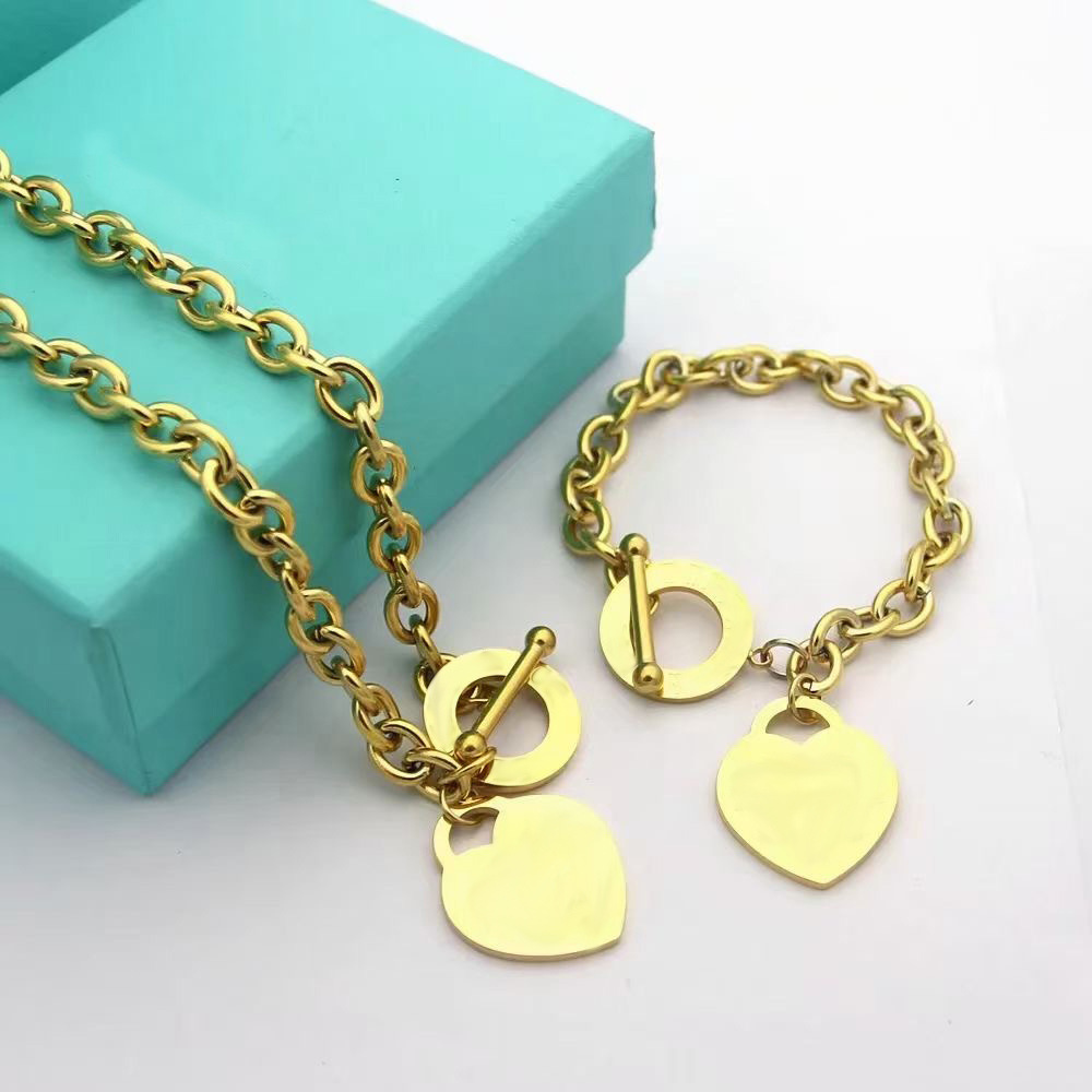 High Quality 18k Gold Plated Stainless Steel Designer Jewelry Famous Brands Earrings Bracelet Necklace Jewelry Sets