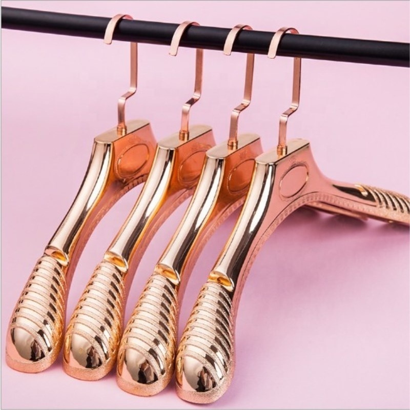 Plastic Custom Clothes Hangers with Gold Chrome Plated Steel Hooks