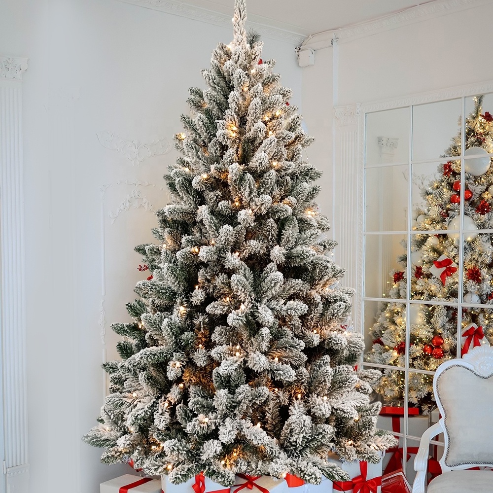 2024 New High Quality Artificial Flocked Christmas Tree Flocked Christmas Tree with Stand