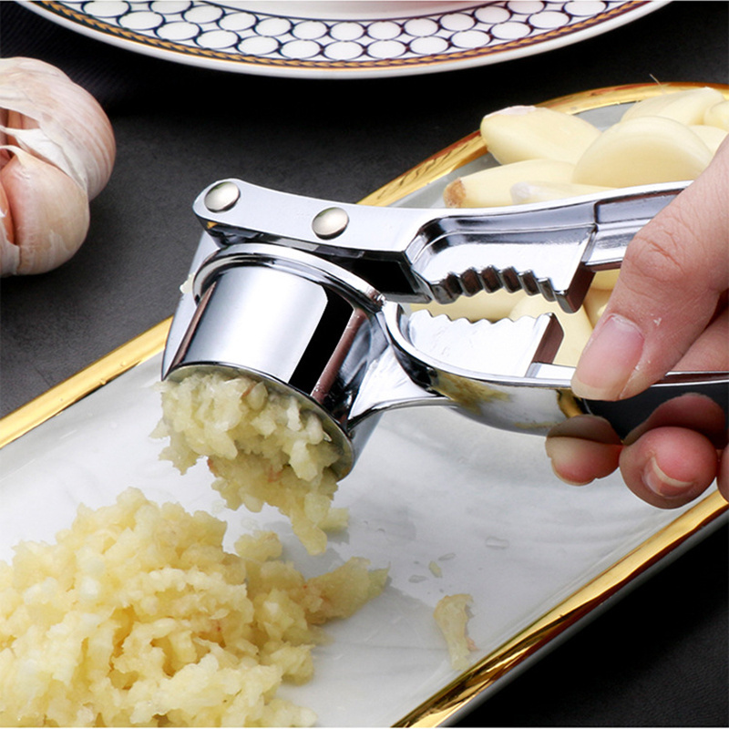 Garlic Press Mincer Stainless Steel Multifunction Crusher Kitchen Cooking Ginger Squeezer Masher Handheld Ginger Mincer Tools