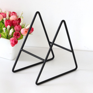 Mini Triangle Coaster with Holder Black Iron Coaster Holder Metal Storage Dish And Bowl Drain Rack