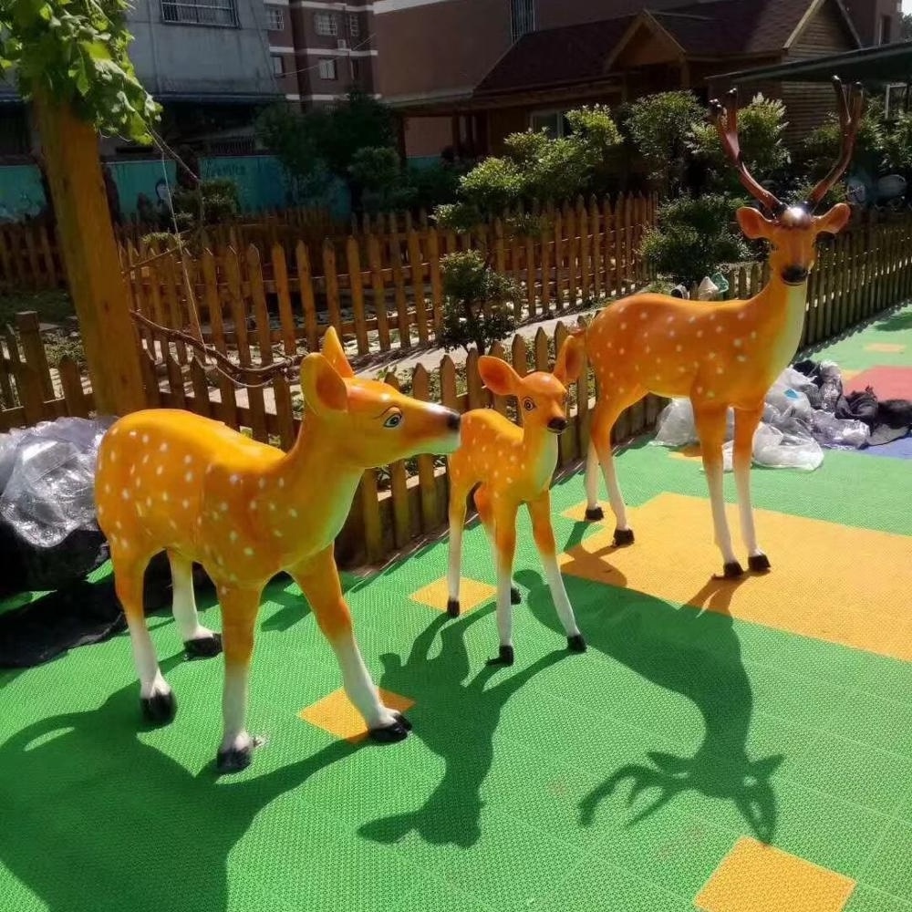 FRP Sika Deer Sculpture Outdoor Landscape Decoration Simulated Animal Geometry Deer Market Garden Decoration