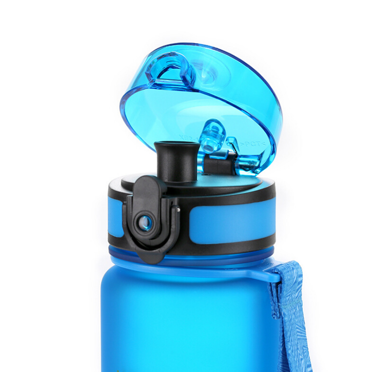 BPA Free Tritan plastic water bottle with high quality