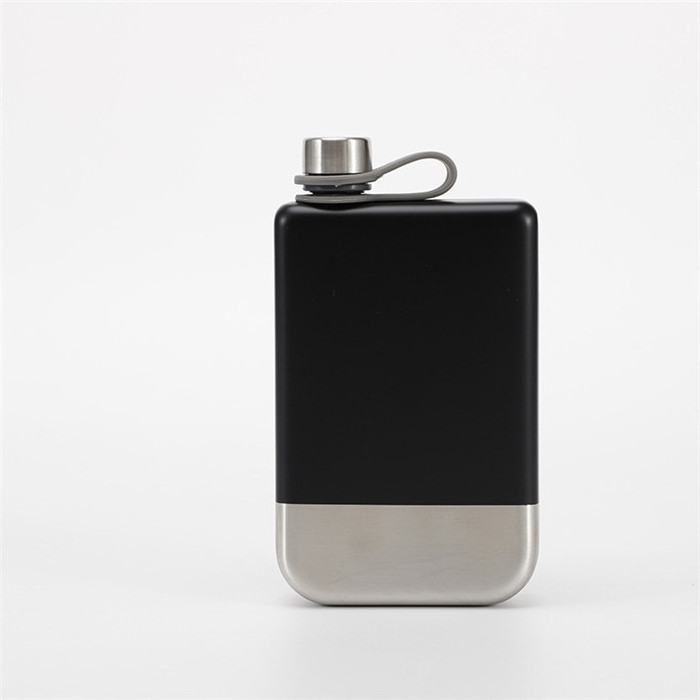 Outdoor Camping Hiking Men Stainless Steel Flask with Funnel 8 oz Hip Flask Whiskey Flask