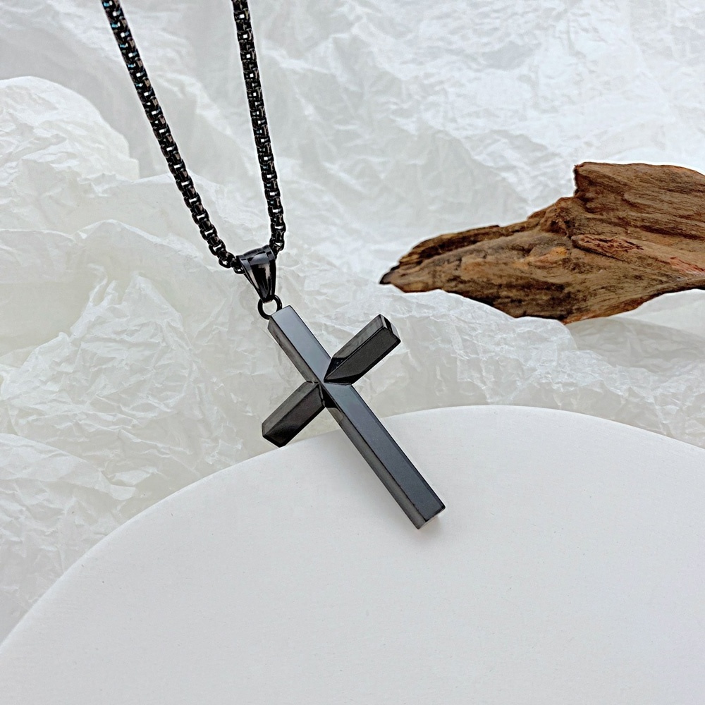 Trendy Hot Sale Products Personalized Wholesale Stainless Steel Cross Men's Necklace Accessories