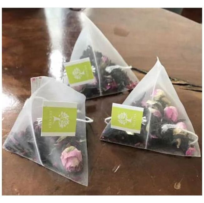 Automatic Triangle Pyramid Tea Bag Packing Machine Nylon PLA Silk Tea Bag Packing Machine Herbal Leaf Teabag Packaging Machine