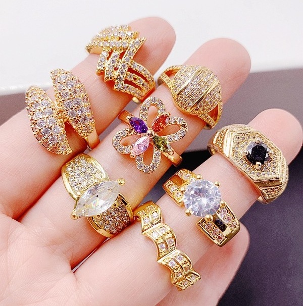 High Quality Wedding Ring Saudi Arabia Lady Ring Luxury Zircon Jewelry Design Exaggerated Latest Gold Ring Mixed Wholesale