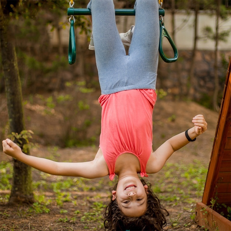 Courtyard Park School Playgrounds PVC Coated Chain Swivel Gym Ring Attachment Outdoor Kid Trapeze Bar