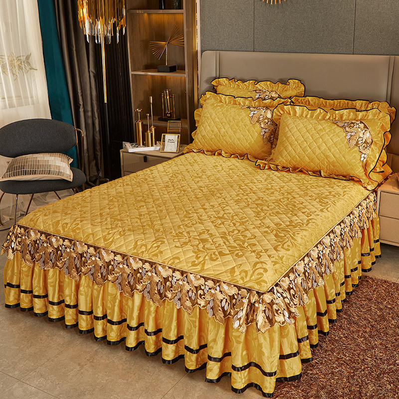 Home Hotel 100 Polyester Embroidery Cooling Bed Skirt Set Queen Bedspread Bed Cover Cotton Bedding Set