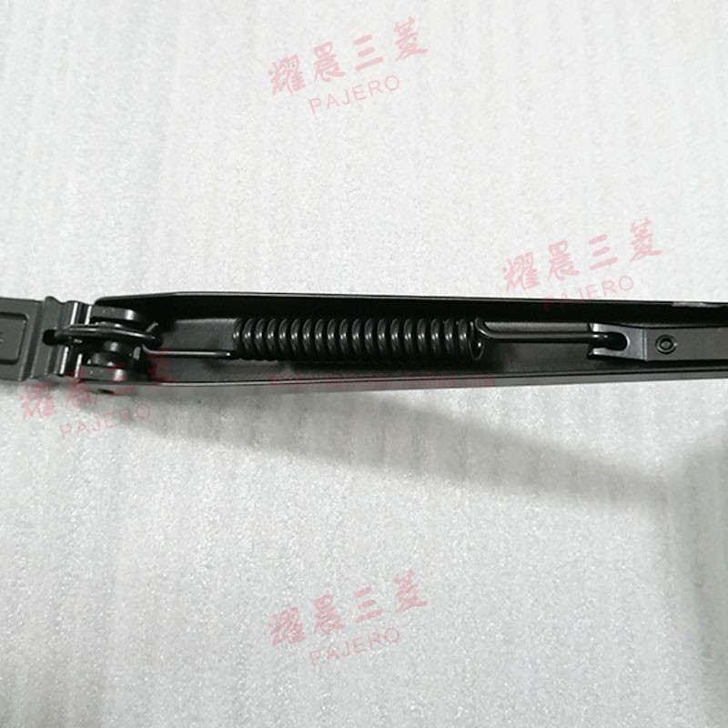 Windshield Wiper Arm Compatible With Mitsubishi Pajero Montero Shogun V87 V93 V97 MR522383 MR522384 MR361874 MR490072