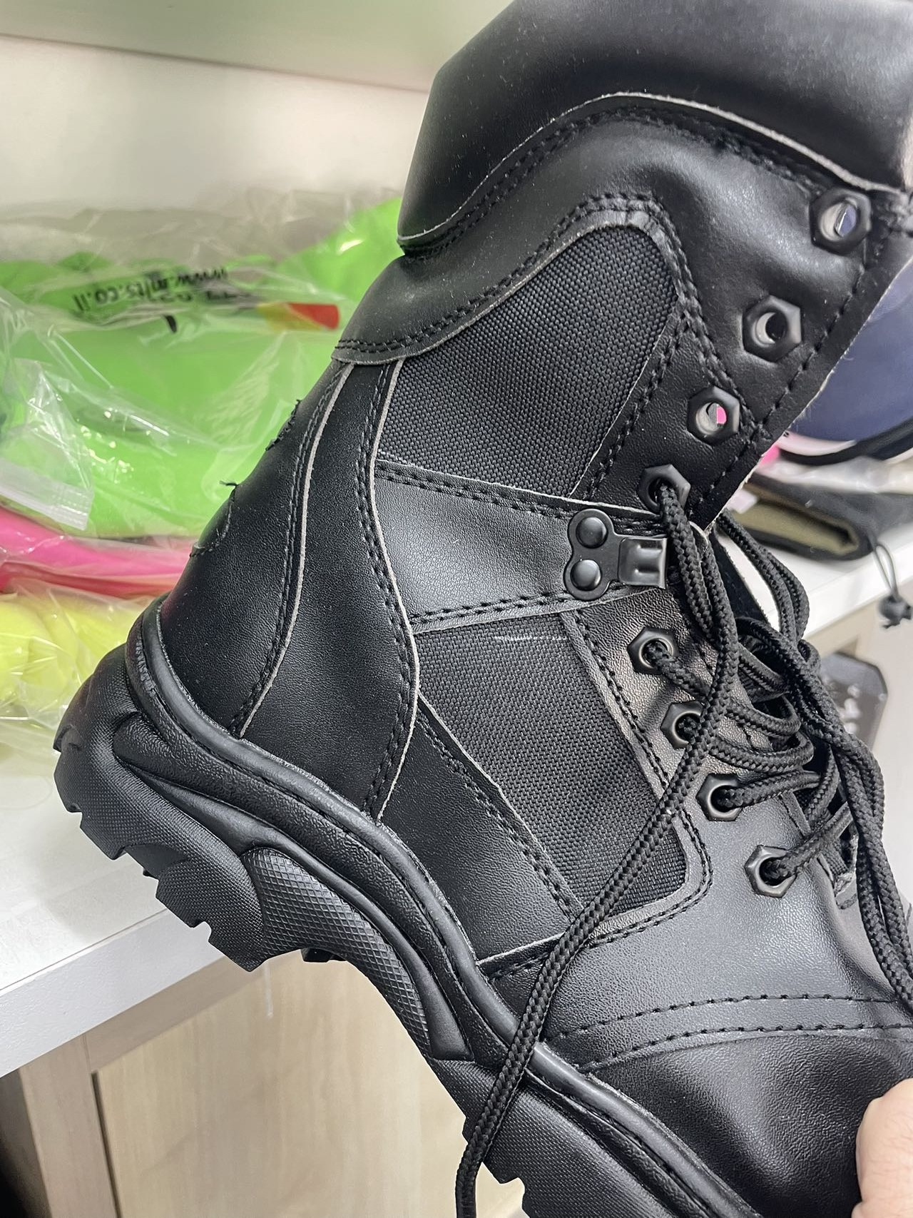 Genuine Leather Steel Toe safety shoes for men Hiking Boot Leather Top Layer Cowhide Non-slip Operator Tactical Combat Boots