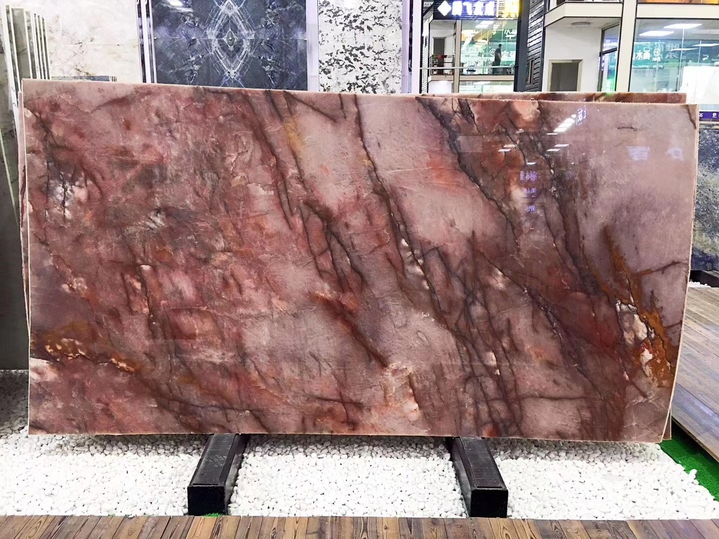 Natural translucent onyx stone slab pink onyx table backlit pink onyx slab