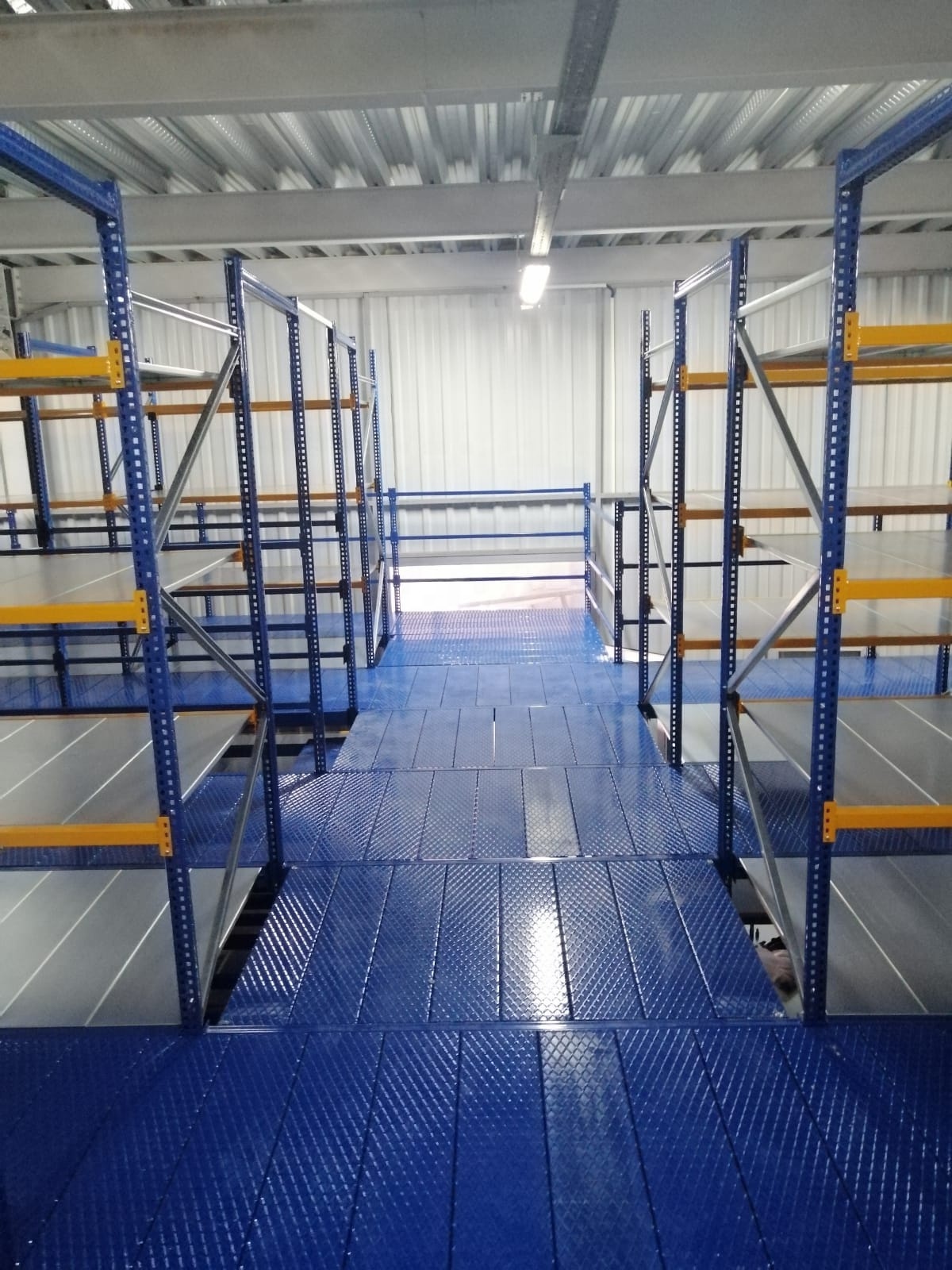 High quality powder coated Cantilever single double sided  Warehouse Racking System  for sale by manufacturer made in Turkey