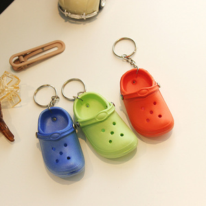 3D Plastic Slipper Keychain Mini Slippers Key Chain For Croc Charms Girls Boys Gift Simulation Key chain Slippers Pendants