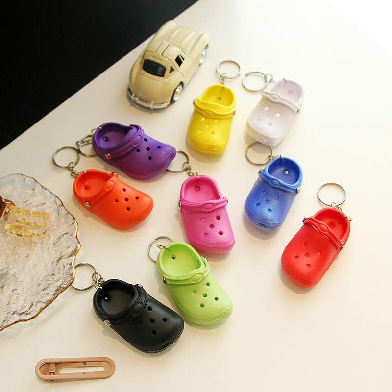 3D Plastic Slipper Keychain Mini Slippers Key Chain For Croc Charms Girls Boys Gift Simulation Key chain Slippers Pendants