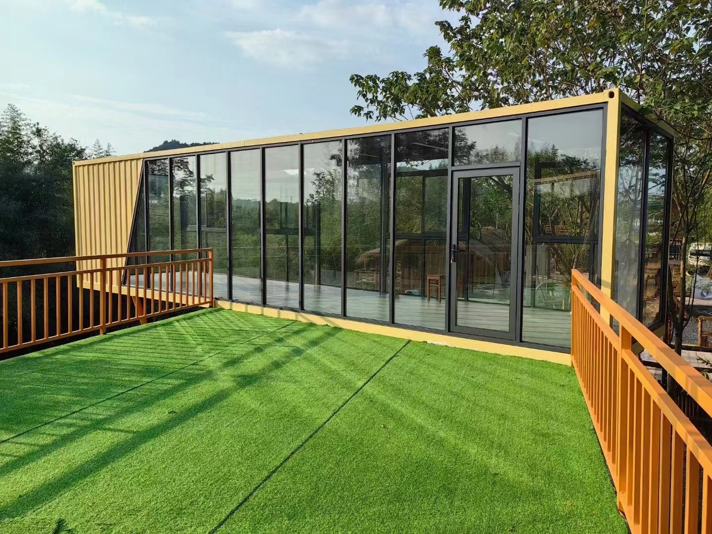 40ft Two bedroom Detachable shipping container 40ft glass door living prefabricated shipping container house