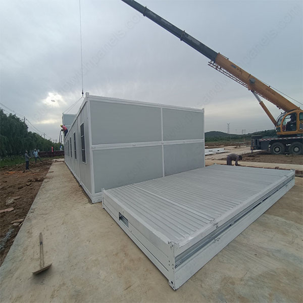 Hurricane Proof Foldable Container House Steel Structure Prefab Building Portable Prefabricated Folding Home