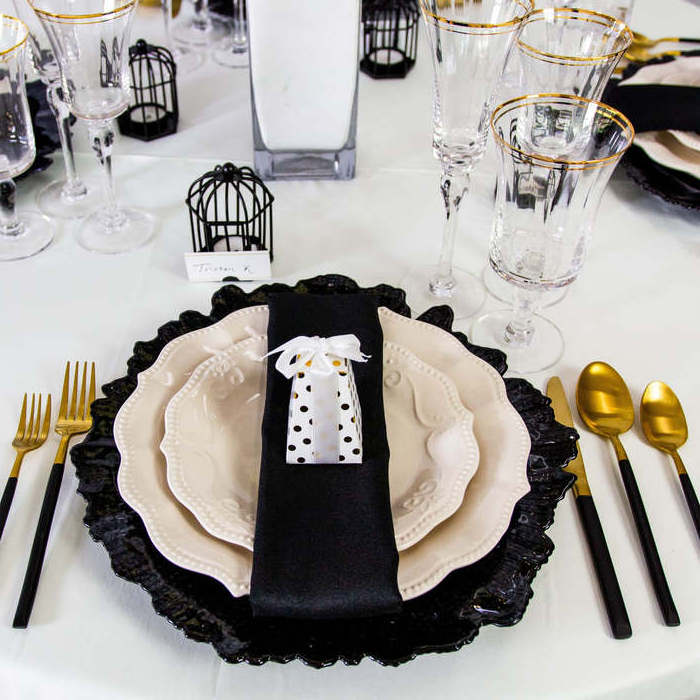 Plastic Black Charger Plate Wedding Party Restaurant Underplates Table Decorative Charger Plates