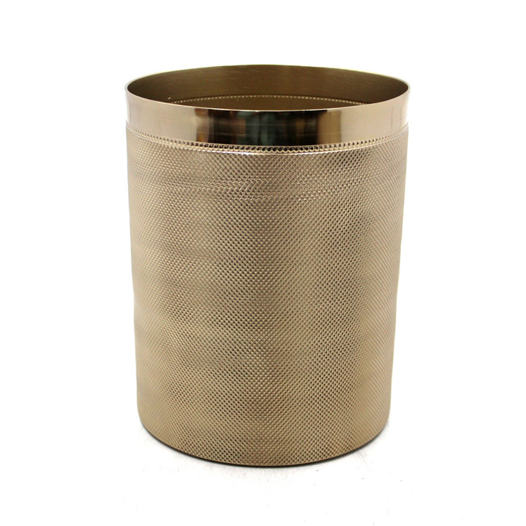 Wholesale Bulk Brass Christmas Decoration Aluminium Round Candle Votive Holders Modern Style Cylinder Candle Holder Handmade